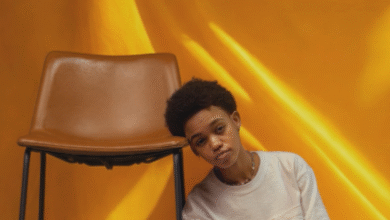 Hanna – Tough Crowd