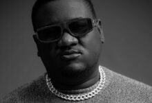 Kiss B Sai Baba ft. Flex - Awe (Bamo Abanensu)