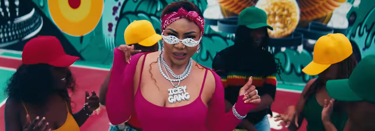 Cleo Ice Queen ft. Slap Dee & Dope Boys – Drop It Low (Official Video)