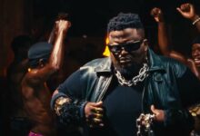 Dj Mzenga Man ft. Stevo - Still Here (Official Video)