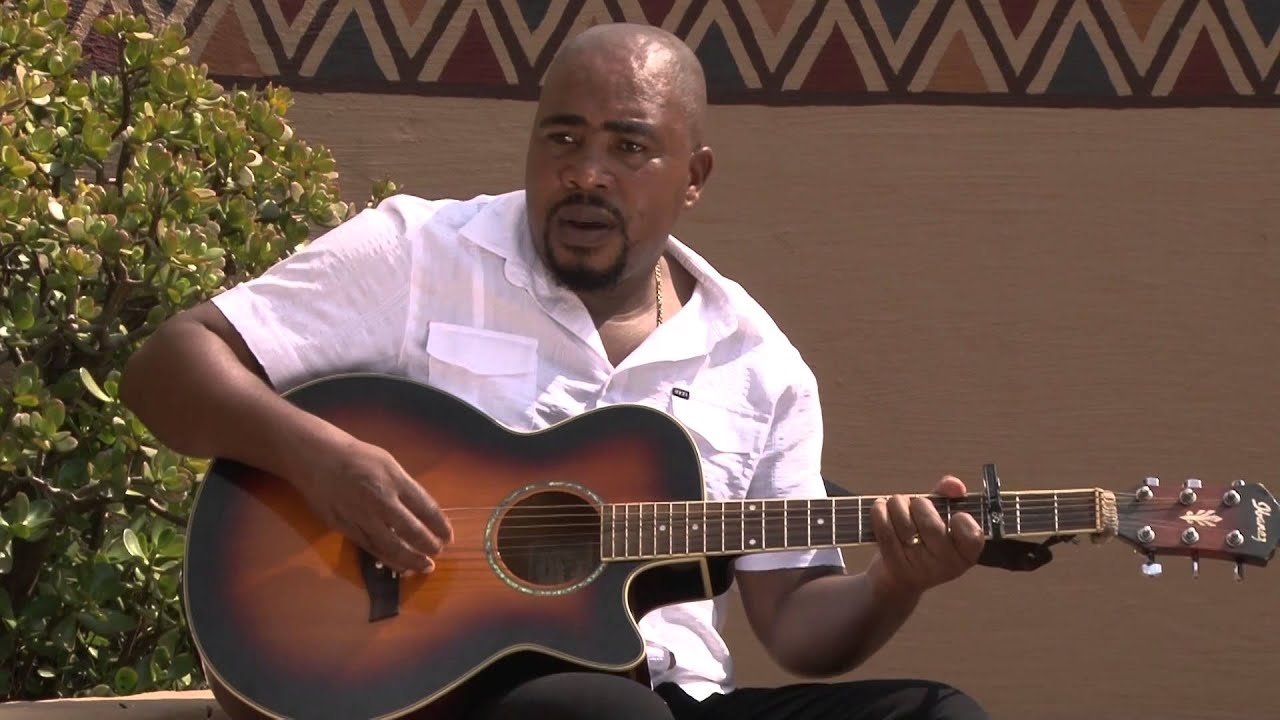 UQHOSHANGOKWENZAKWAKHE - IZIQHOMO